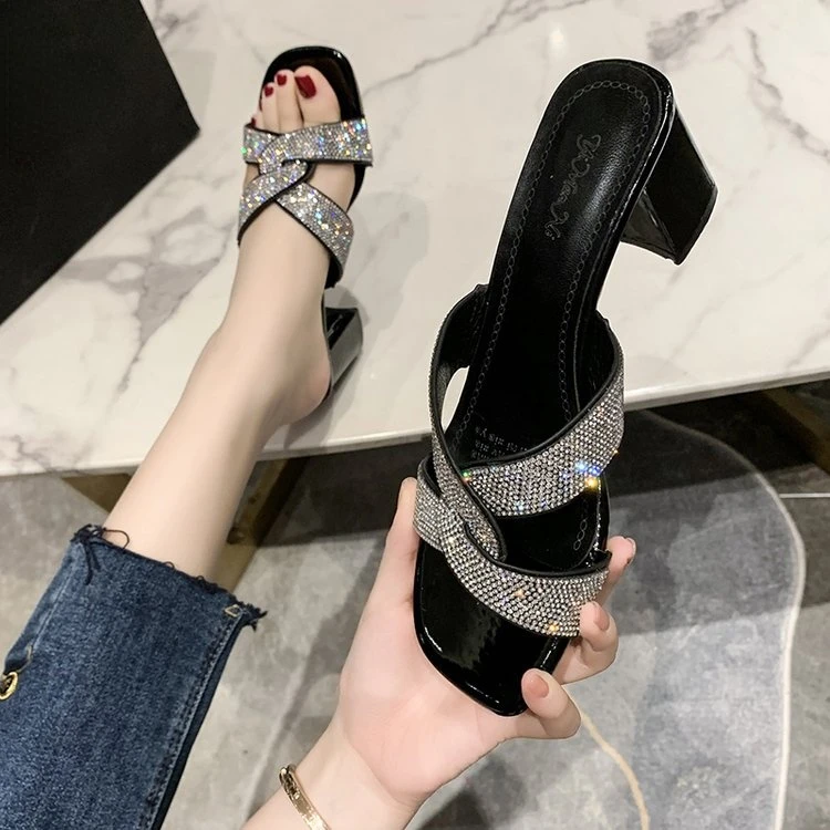 

Новинка 2022, женские сандалии-тапки, босоножки на высоком квадратном каблуке, женские летние уличные пляжные тапочки для дам