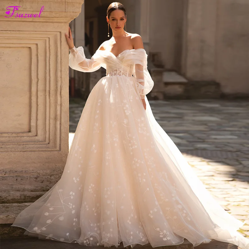 

New Romantic Boat Neck Pleated A-Line Wedding Dress 2023 Gorgeous Off Shoulder Lace Court Train Puff Sleeve Princess Bridal Gown
