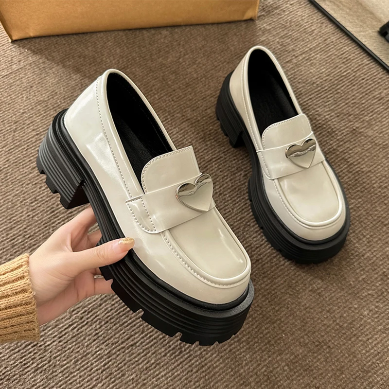 

Туфли женские на платформе и среднем каблуке, из ПУ кожи, с круглым носком