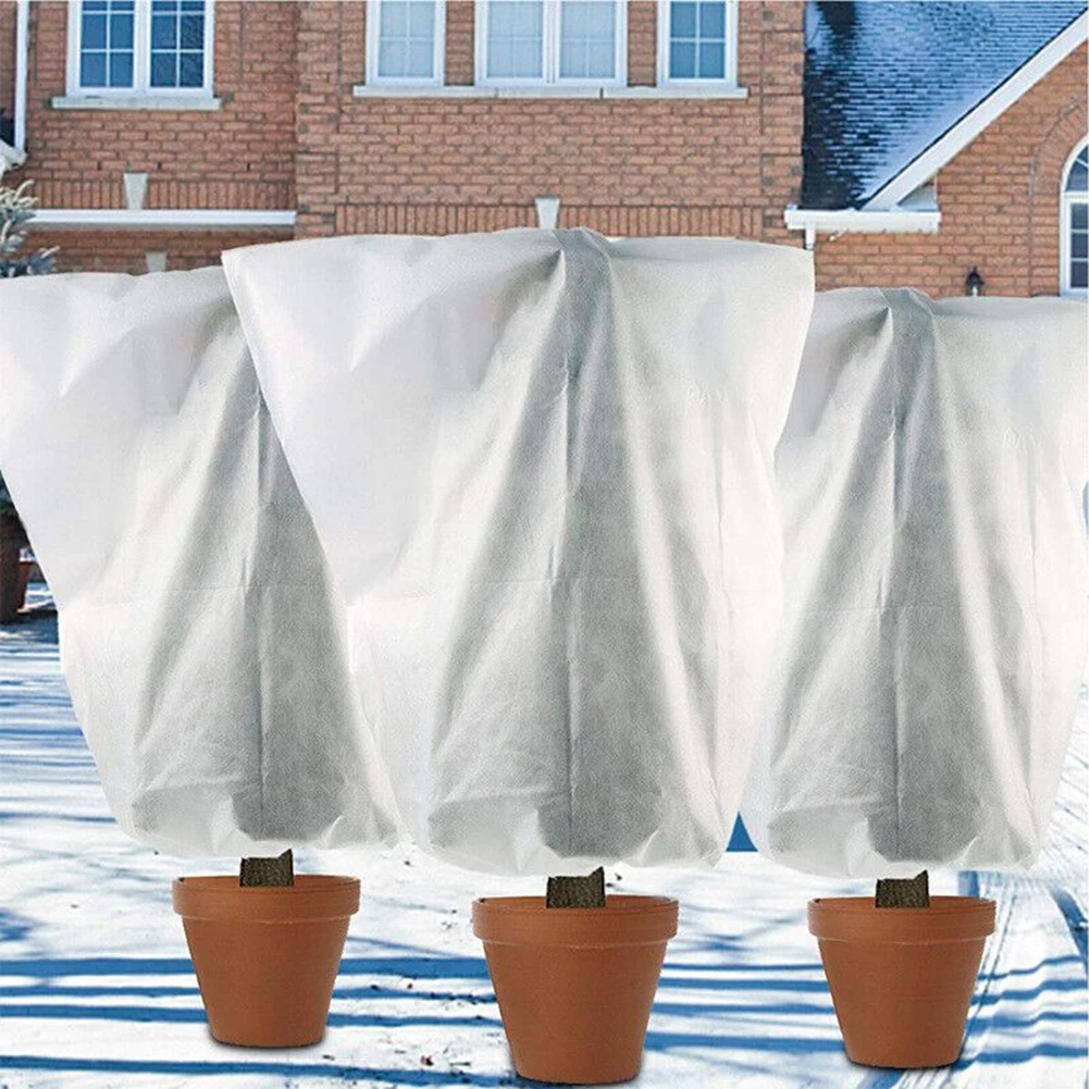 

Plant Frost Covers Baby Trees For Saplings Cover Frost Protection 31.4 X 47.2in Drawstring Design Non-woven Fabric