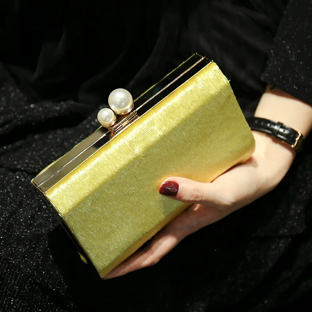 Vintage Crossbody Bags Luxury Designer High Quality Handbags for Women Pearl Hasp Purses Clutch Evening Bag New Womens Wallets