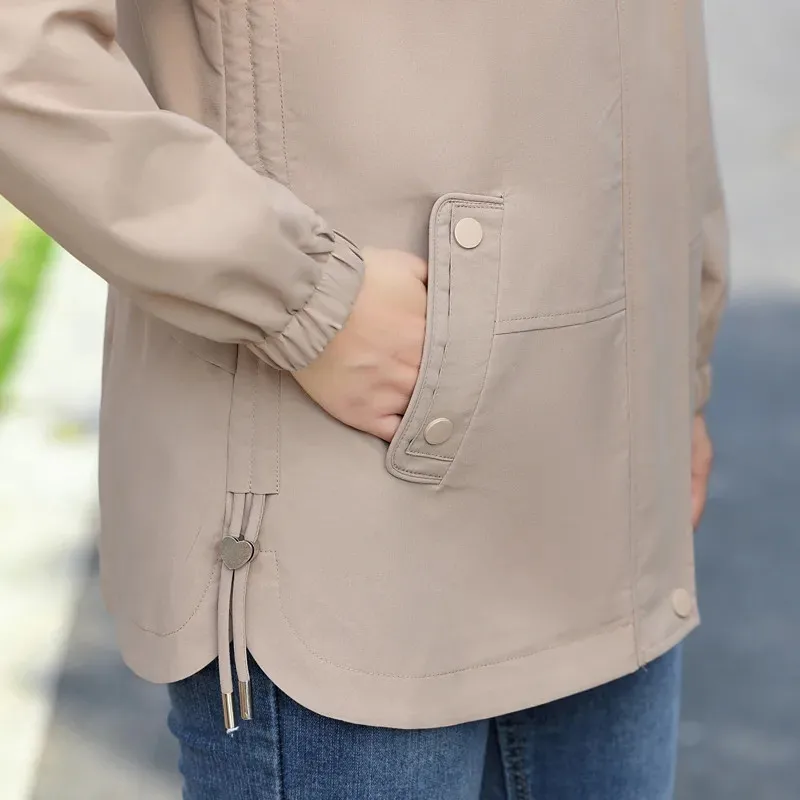 Ветровка XL-5XL для женщин среднего возраста