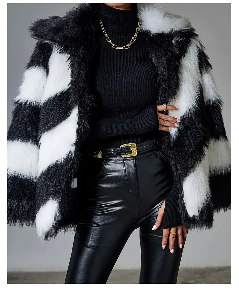Women's Leather Fur Coat Faux Fur Fox Fur Jacket Stitching Double-Sided Black Turn-down Collar Fur Coat Female Faux Fur Coat