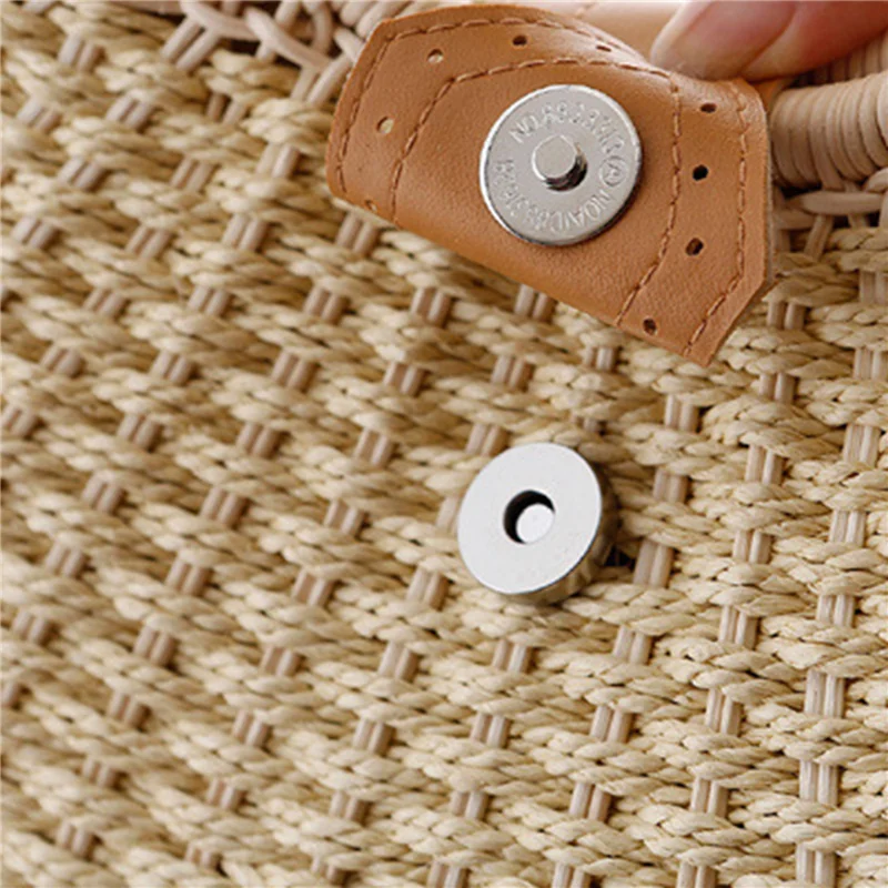 Unistybag Cute Rattan Bag Summer Straw Bags for Women Retro Shell Handbags Portable Beach Bag Casual Round Tote Woven Bag