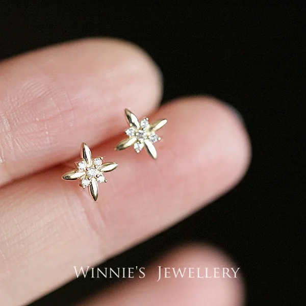 

Простые и изысканные мини-серьги из серебра 925 пробы с покрытием из 14-каратного золота в японском и корейском офисном стиле