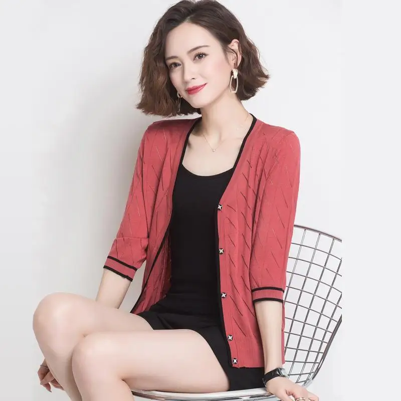 

2022 Women Summer New V-Neck Sunscreen Cardigans Female Thin Air Conditioning Knit Coat Ladies Open Stitch Elegant Knitwear U46