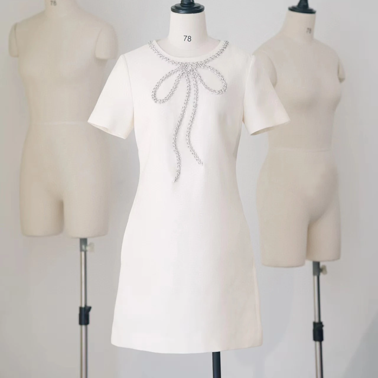 

NIGO Bow Embroidered Dress Ngvp #nigo5991