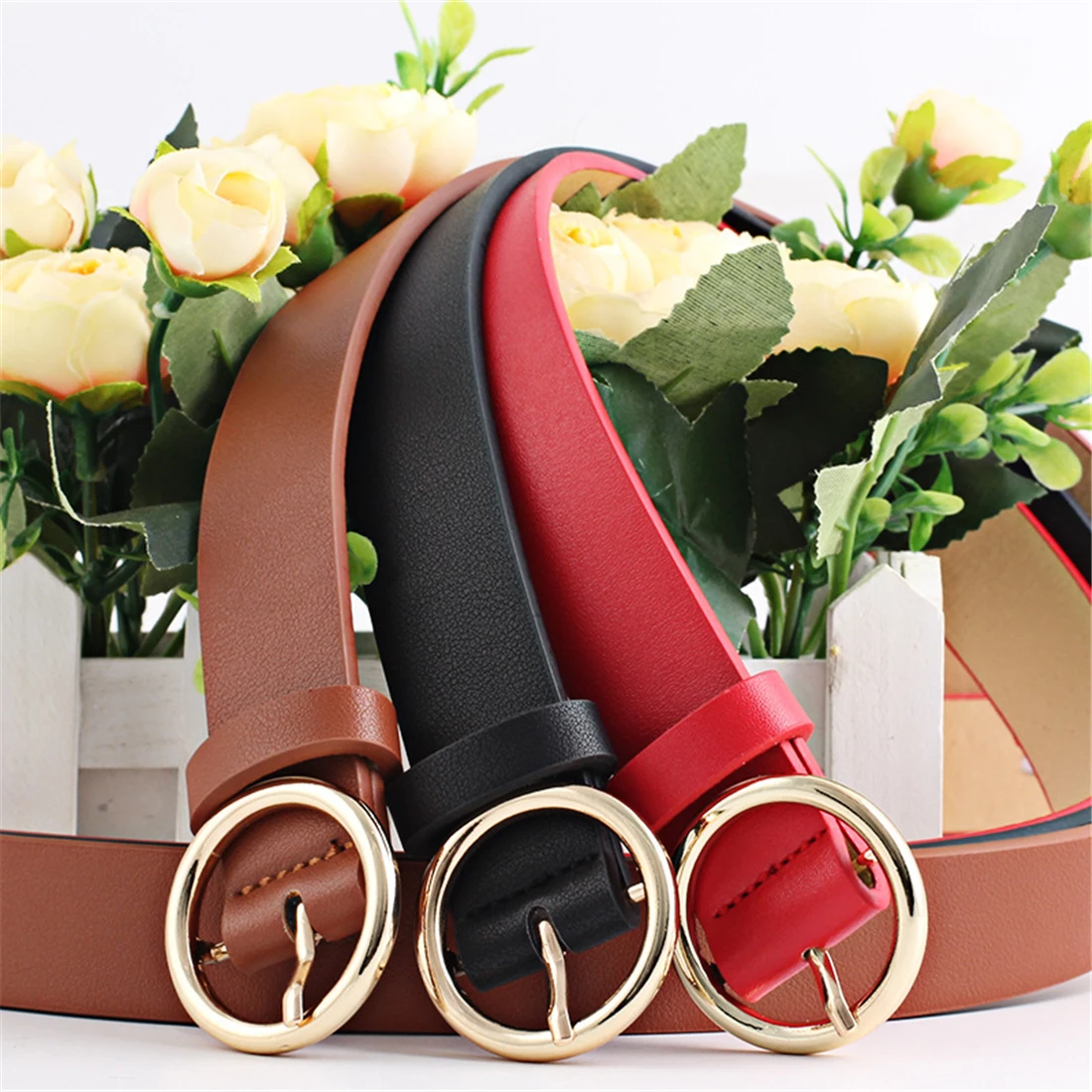 

The New Classic Retro Fashion Faux Leather Light Body Round Buckle Simple Circle Pin Belts For Women Fashion Jeans Female