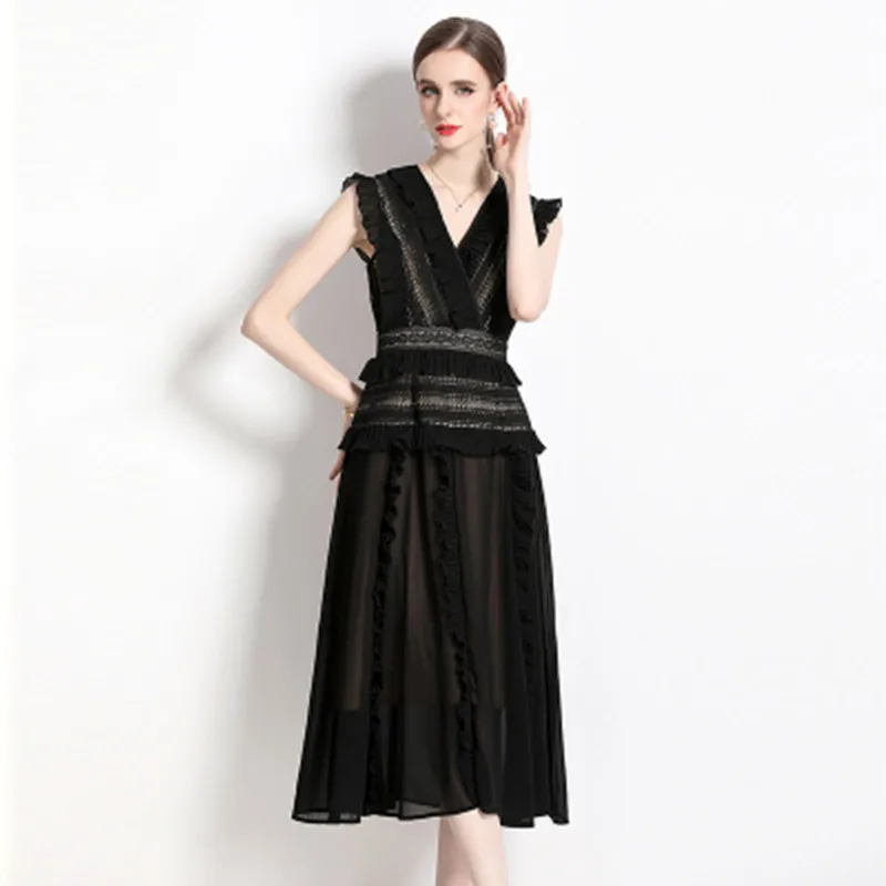 

New Women's V-Neck Sleeveless Cutout Water-Soluble Patchwork Ruffled Swing Dress Summer Fashion Mid-Length Dress Vestidos