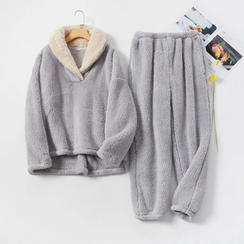 Coral Fleece Ladies Pajamas Autumn and Winter Flannel Pajamas Set Thickening Couples Home Clothes