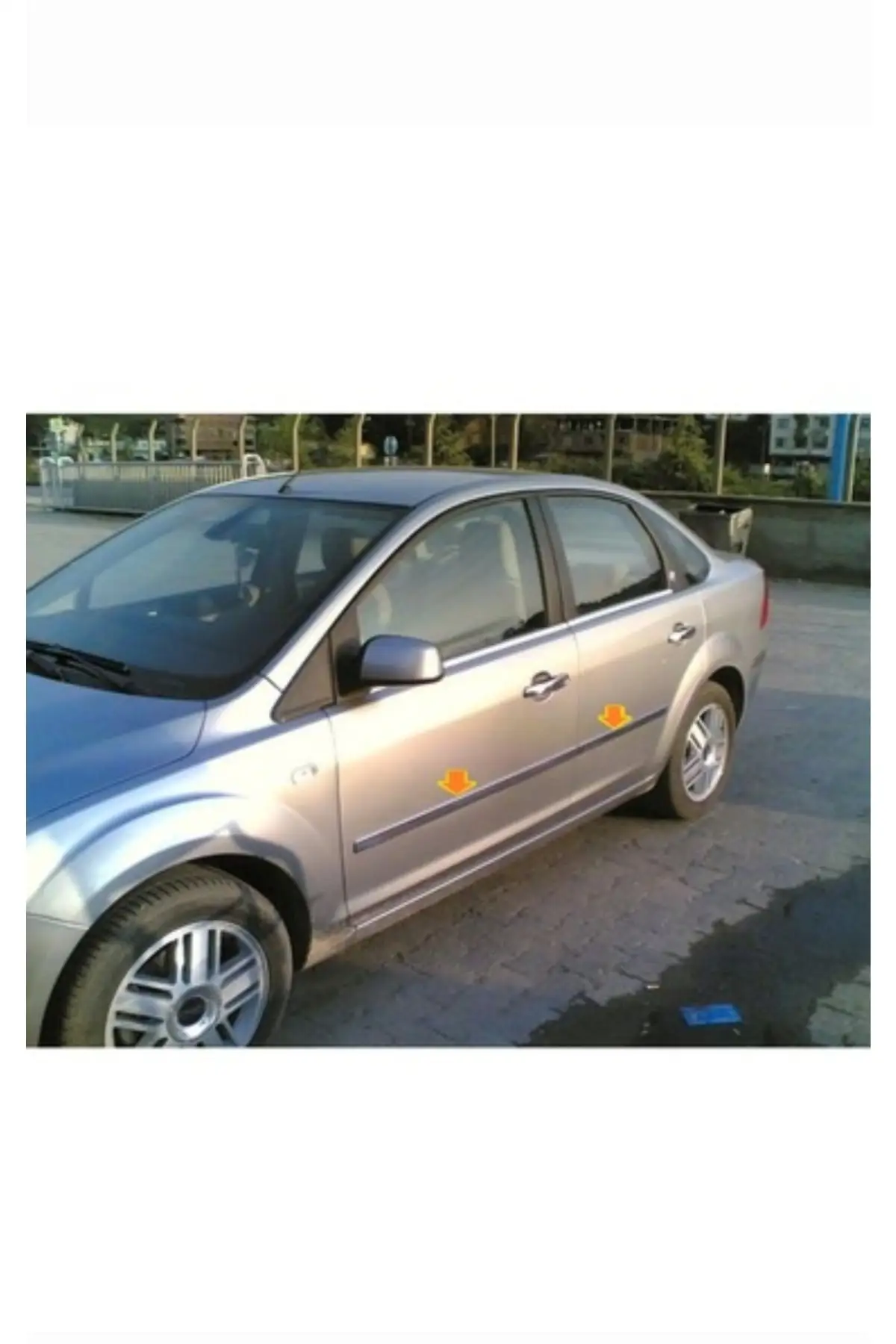 

Focus 2 2005-2008 Side Door Streamer 4. Component Chrome