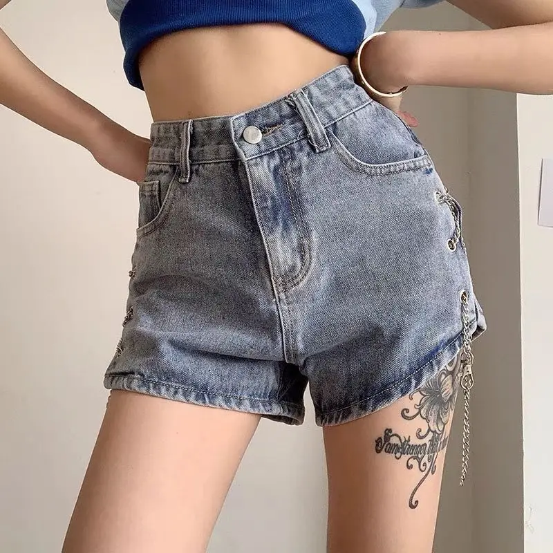European And American Sexy Hot Girl Style Chain Denim Shorts With Split Ends And High Waist Trend