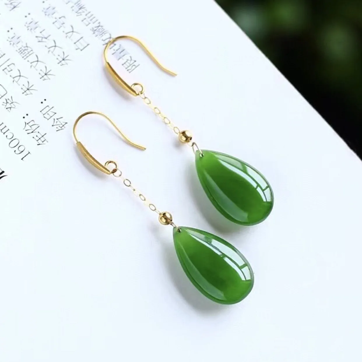 

Jade Water Drop Earrings Luxury Green Natural Gemstone Charms Women Gemstones Jewelry Amulets Talismans Real 925 Silver Vintage