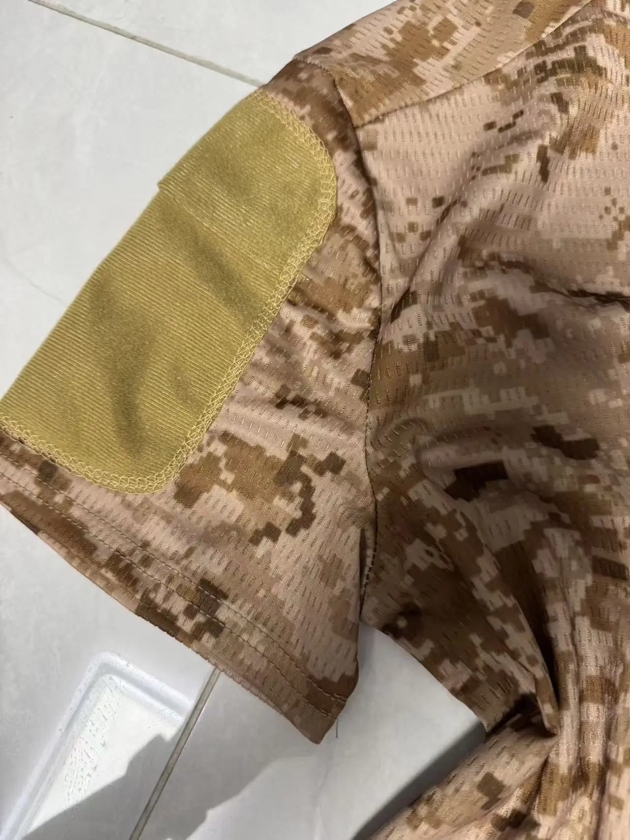 Фото Футболка VS Top с V-образным вырезом TAZ16 AOR1 AOR2 A1 A2, быстросохнущая, дышащая, тактическая, с длинными и короткими рукавами. №4