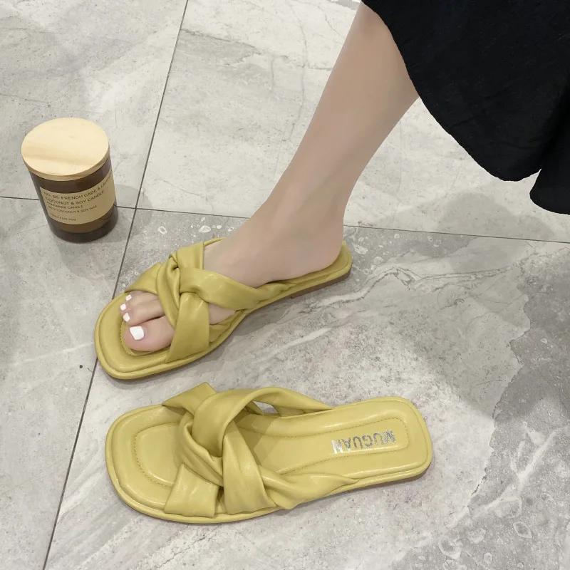 Fashion Ladies Open Toe Sandals 2022 Summer New Outer Wear Beach Slippers Square Root One Word Flat Slippers