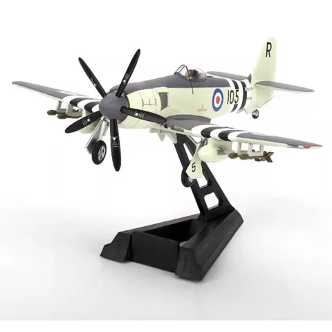 Модель самолета HYINUO Военный Истребитель 1:72