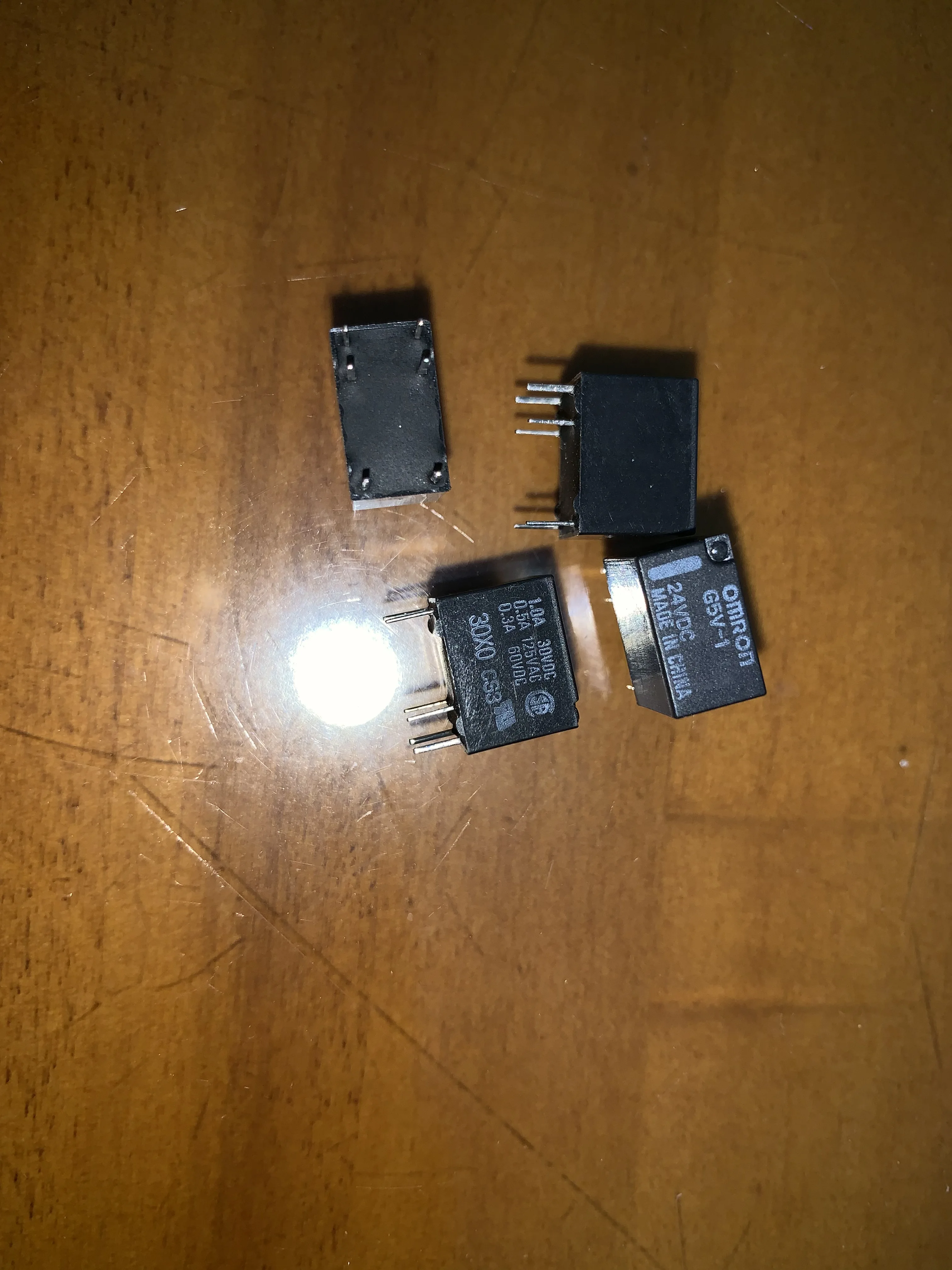 

Genuine New original Relays G5V-1-DC24 G5V-1 DC24