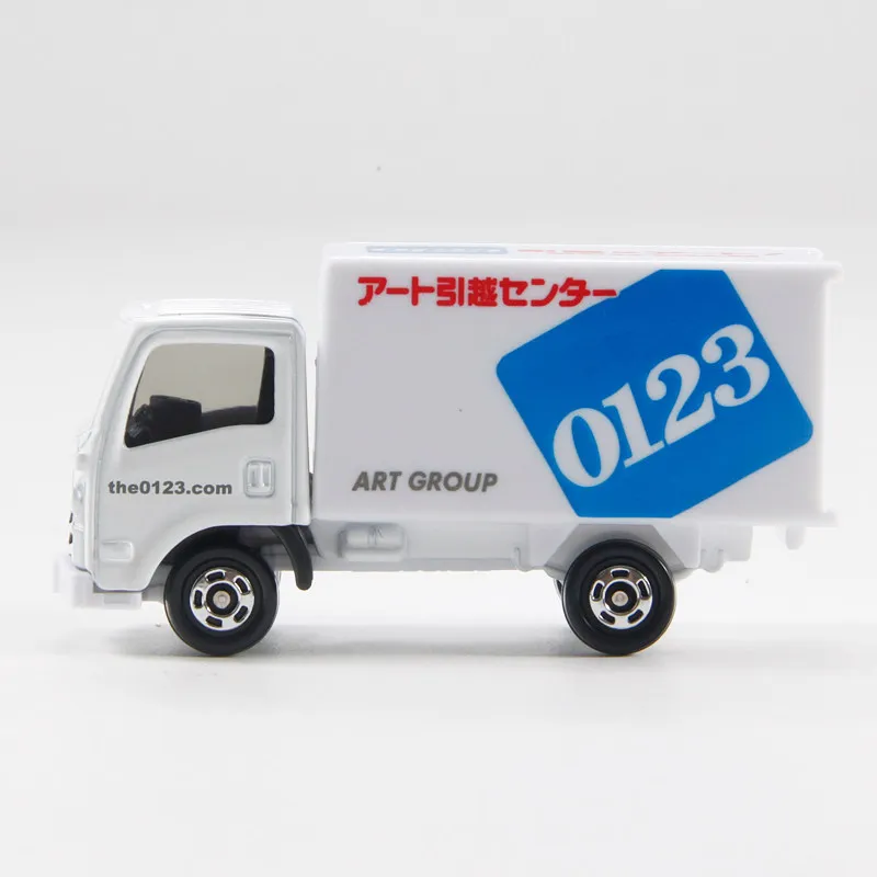 Фото Оригинальный TAKARA TOMY Tomica No.57 Art Moving Center Truck 1/1:10 Коллекционная модель Isuzu ELF из литого сплава с открывающимися элементами и подвеской №3