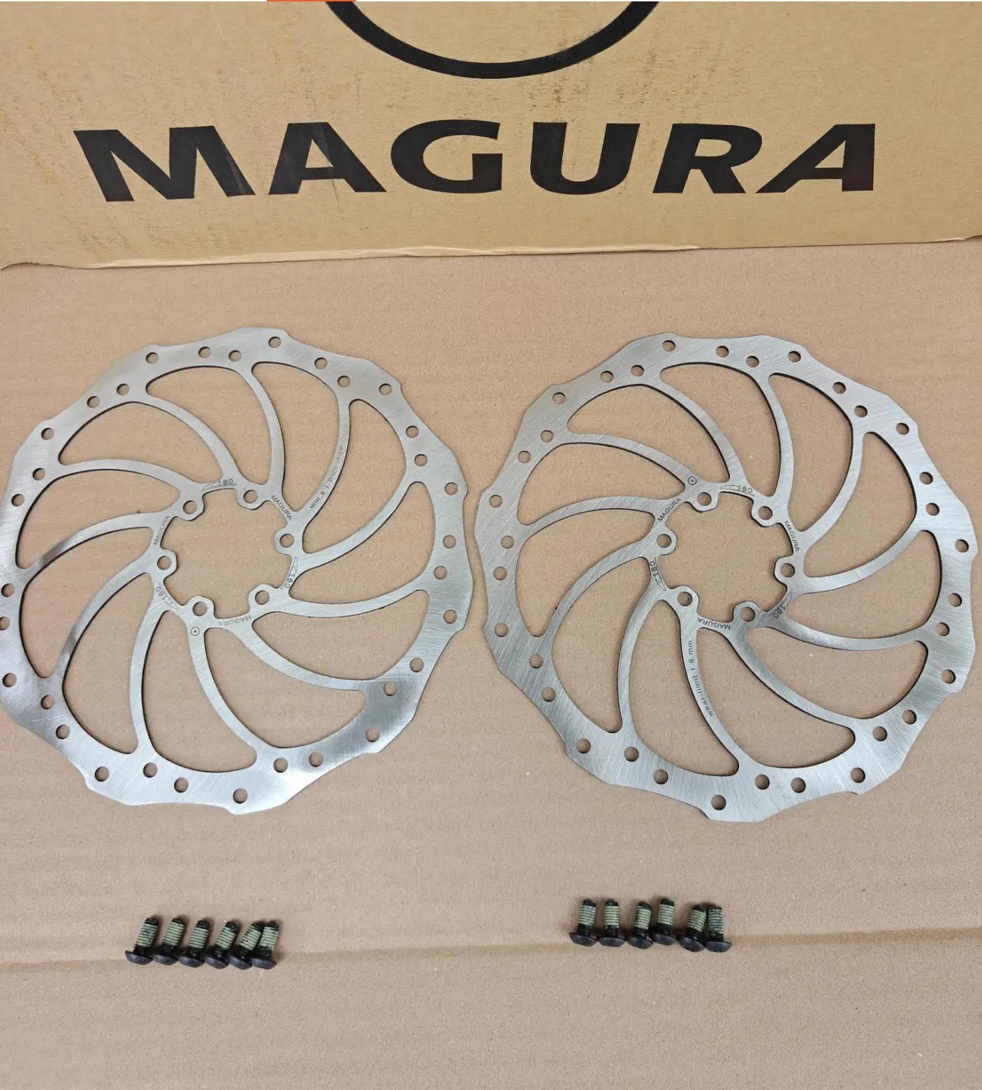 Велосипедный дисковый тормозной ротор Magura Storm HC 180 мм, 6 болтов, 1 шт. с болтами (art.: 3920dbf17dc6f) - 3920dbf17dc6f