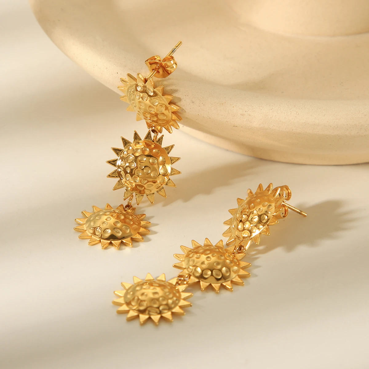 Серьги-гвоздики с подвеской в форме подсолнуха из нержавеющей стали женские