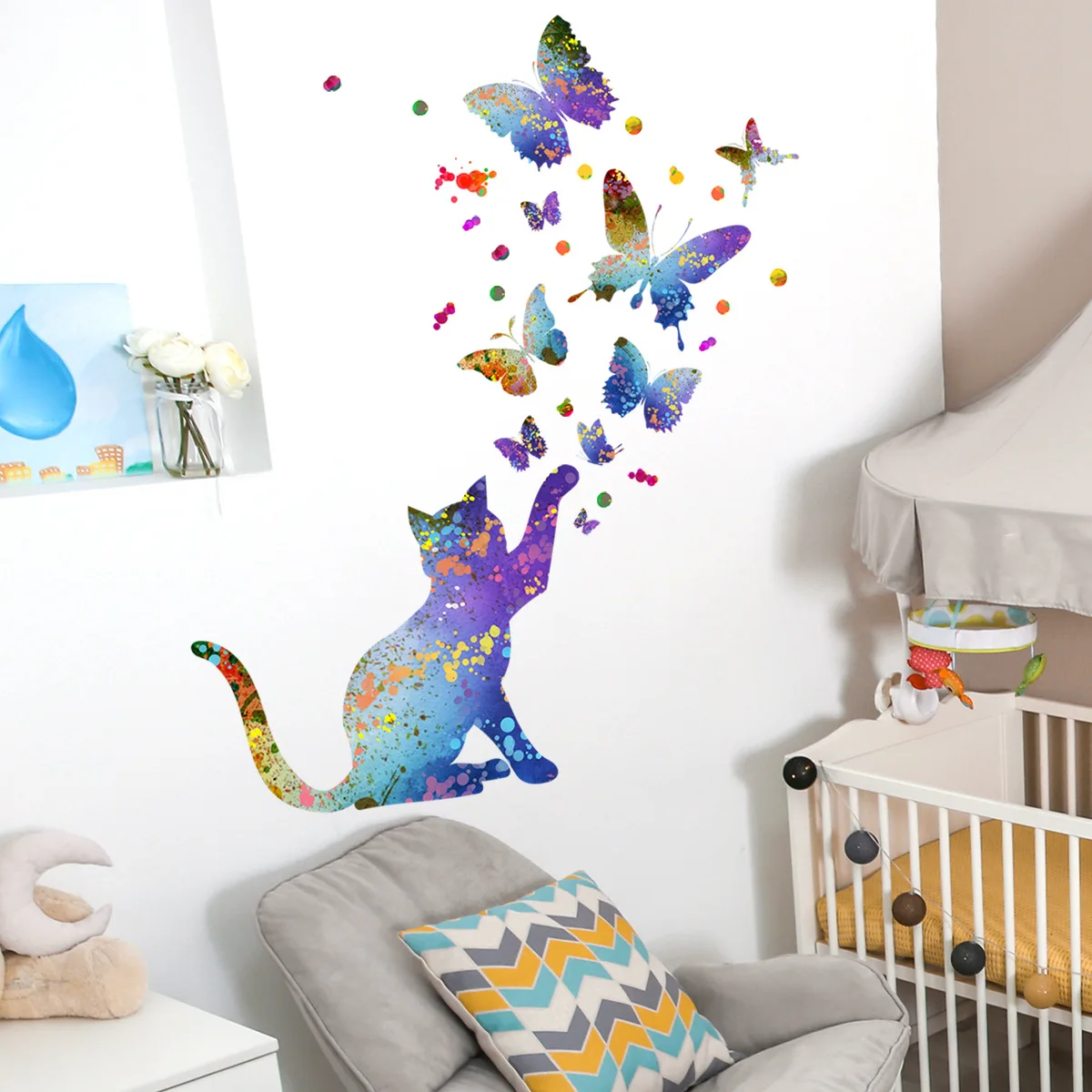 Наклейка на стену "Цветные котенок и бабочка" 30*60 см, смешная детская комната, декоративный элемент для жилой комнаты.