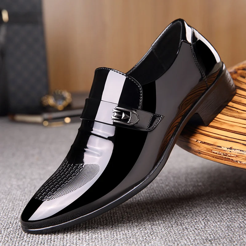 

Patent Leather Shoes for Men Business Loafers Slip on Oxford Men's Shoes Moccasin Glitter Pointed Toe Footwear Men Dress Shoes