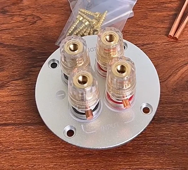 

4-position Round Full Copper Terminal Post Speaker Terminal Box Speaker Cable Terminal Block Speaker Terminal Block
