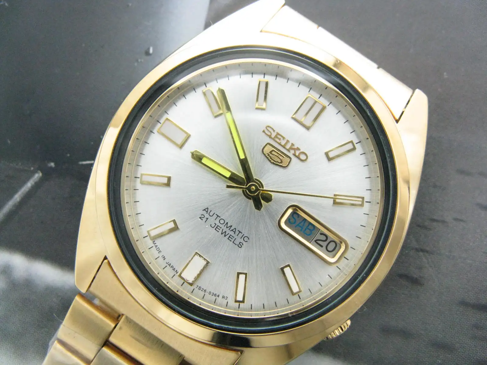 

Japanese Seiko double calendar automatic men's watch 7009（Spanish+English）