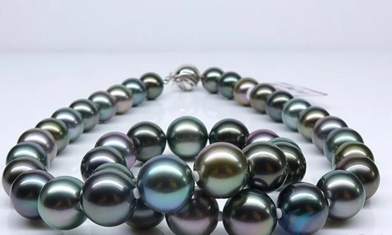 Женское колье с подвеской из серебра 925 пробы 12-14 мм