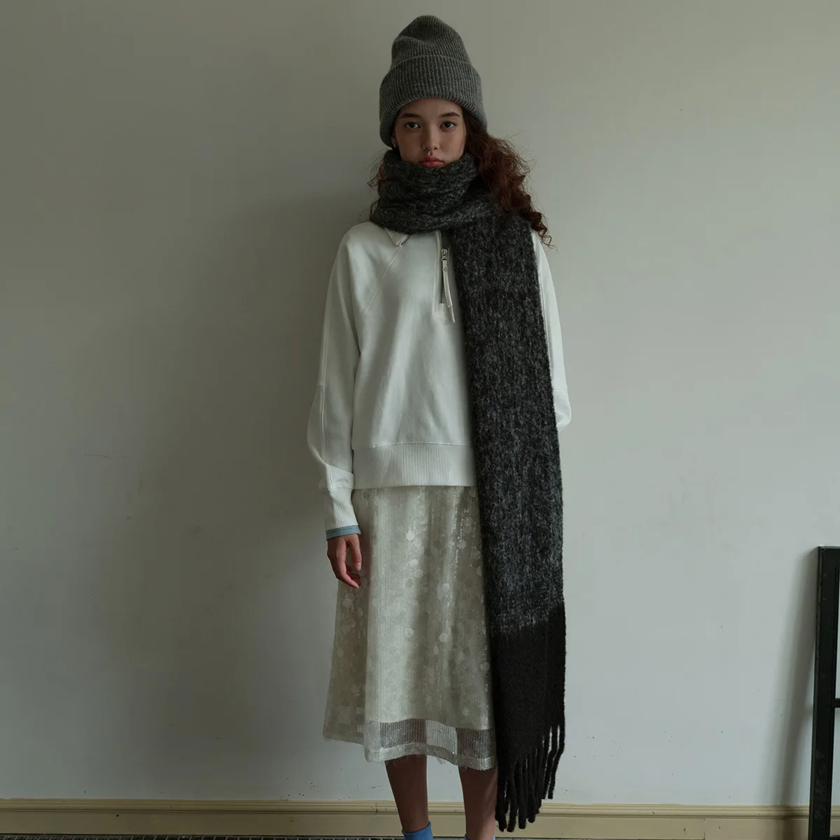 UMI MAO 40% Шерстяной шарф из смеси корейского дизайнера черный серый цветной для