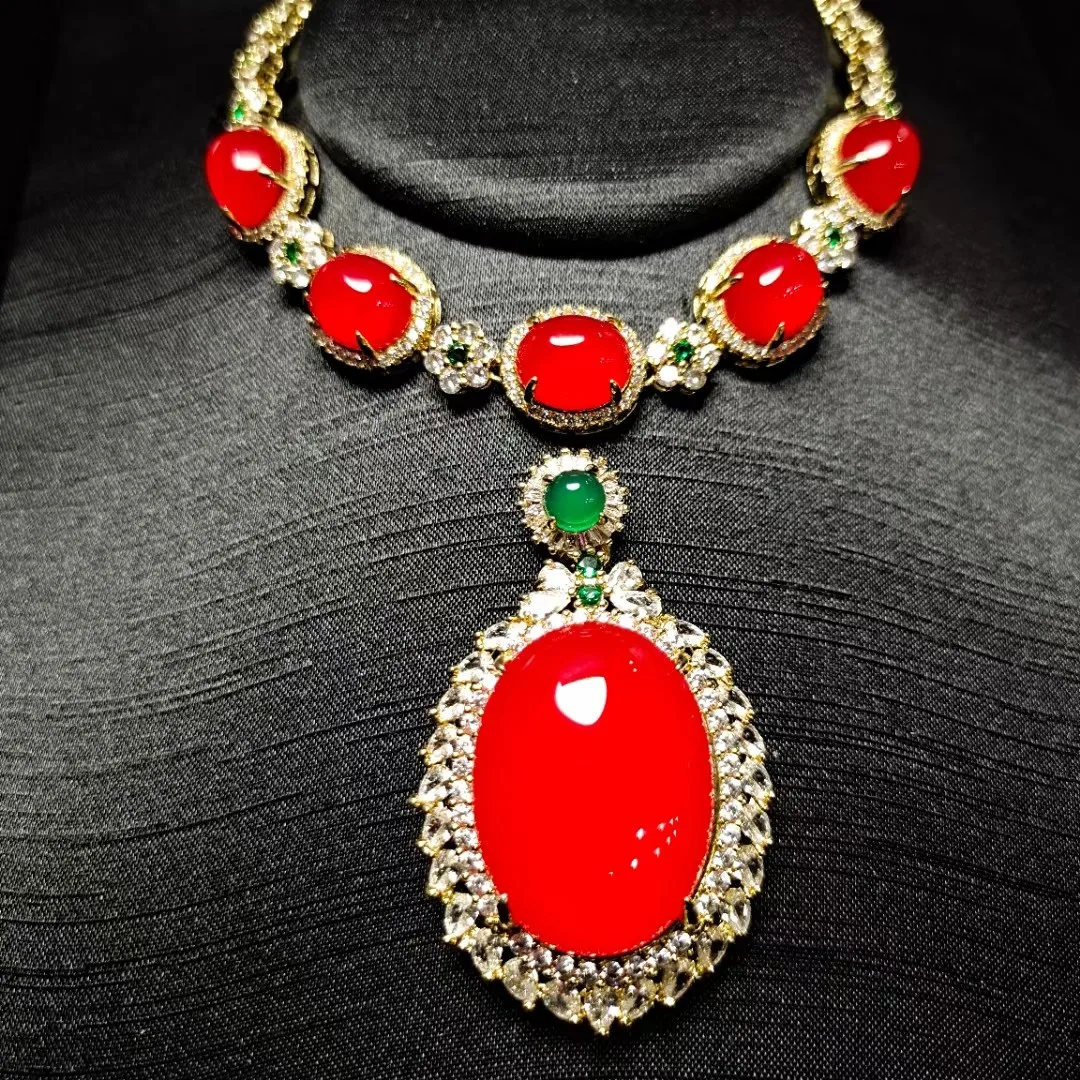 

Natural Red Chalcedony Jade Jewelry Set Women Carnelian Oval Pendant Necklace With Zircon Emerald Jades Bracelets Jewellery Set