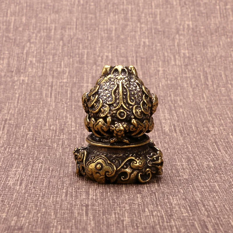 Латунная трехногая жаба восемь квадратных украшений для рабочего стола