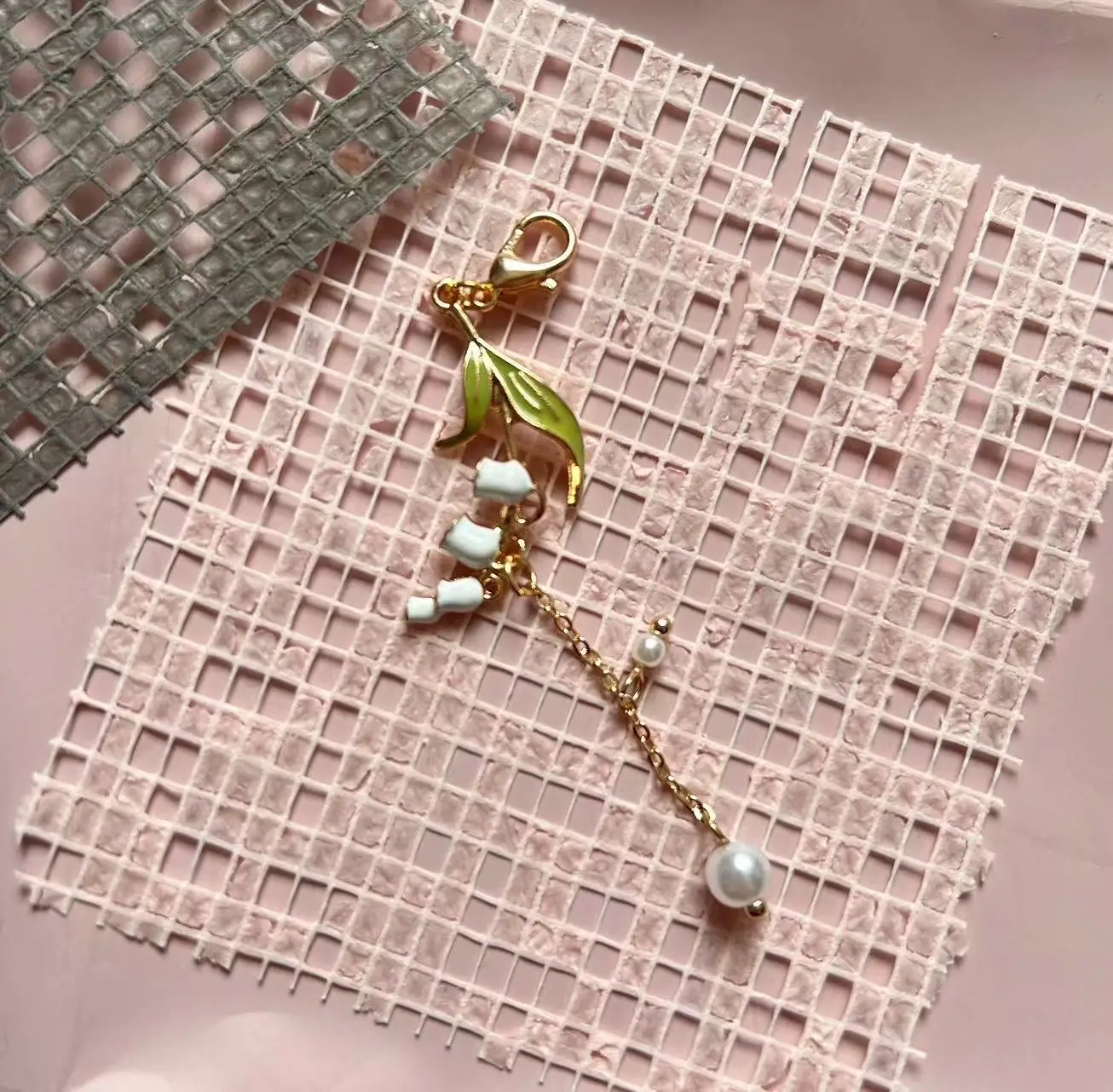 

Винтажная застежка-молния в виде лилии