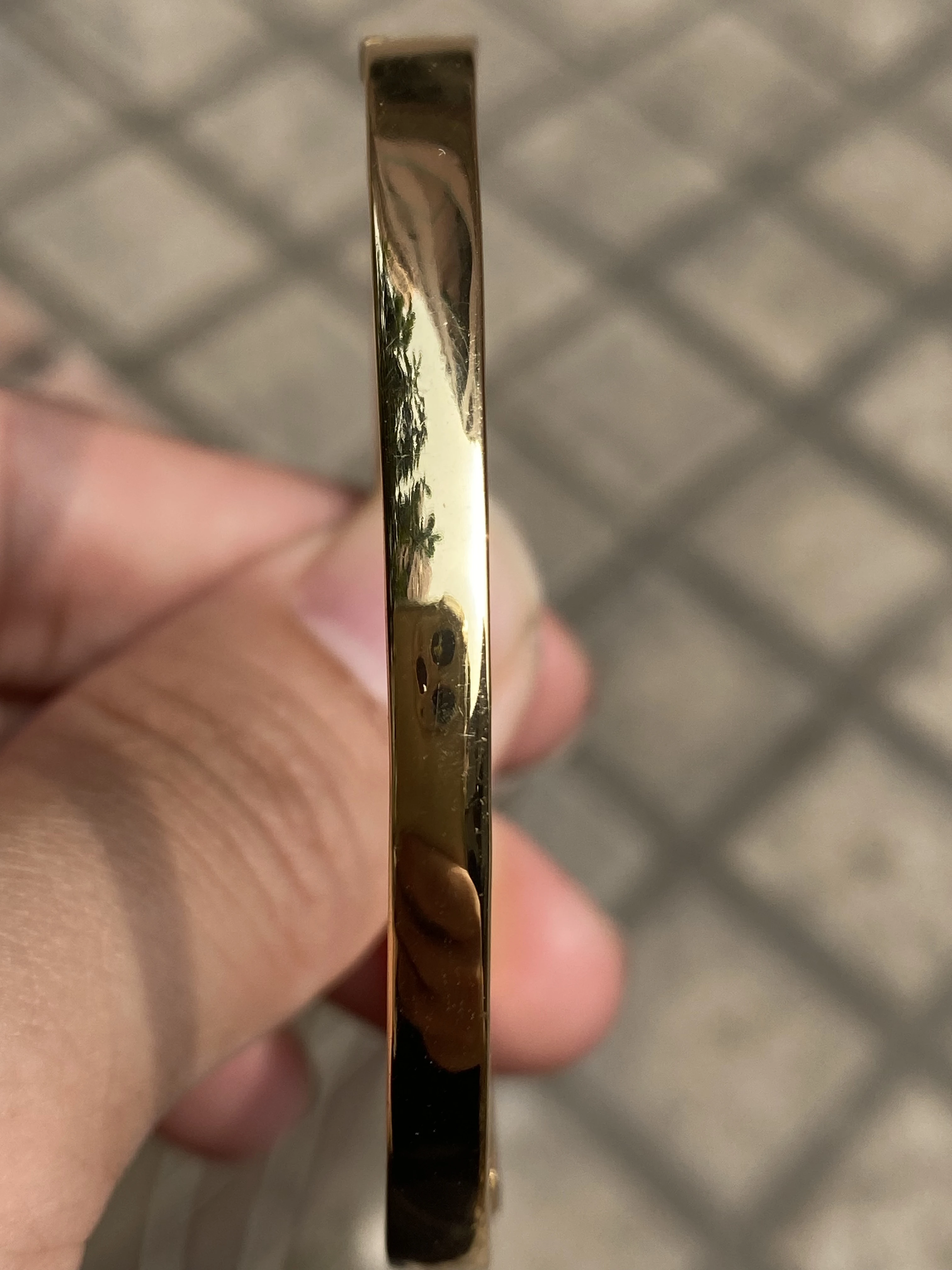 thumb