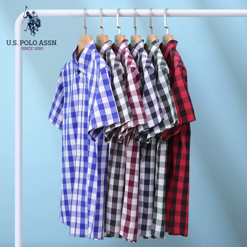 Мужская классическая рубашка поло в клетку с коротким рукавом |