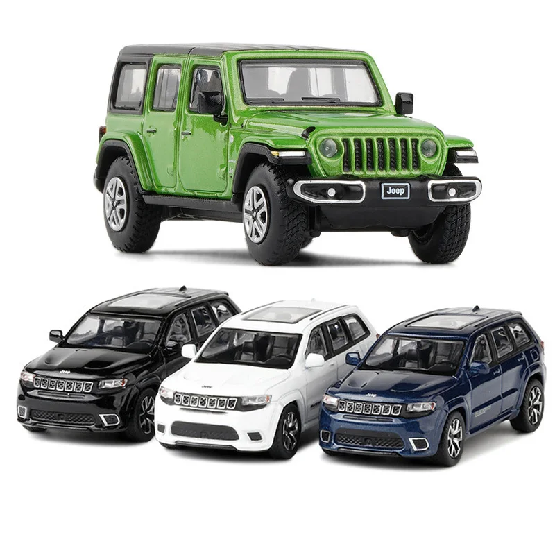 

Коллекция 1/64 года, модель автомобиля Jeep Grand Cherokee Sahara Trackhawk, литая игрушка из сплава, Классические суперстроительные подарки