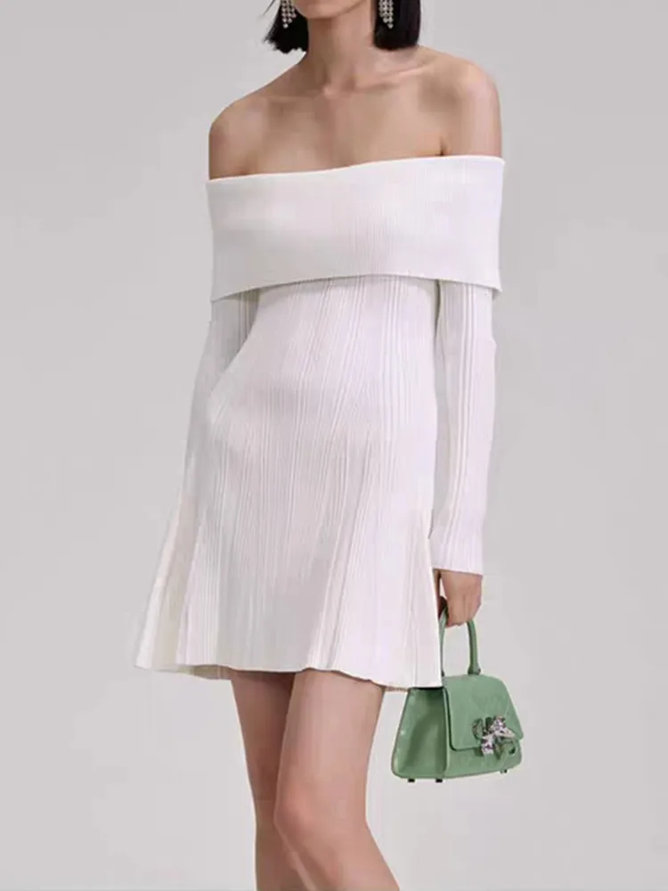 

Женское трикотажное мини-платье в рубчик, Белое Облегающее Привлекательное платье без бретелек с воротником-лодочкой для ранней осени 2023