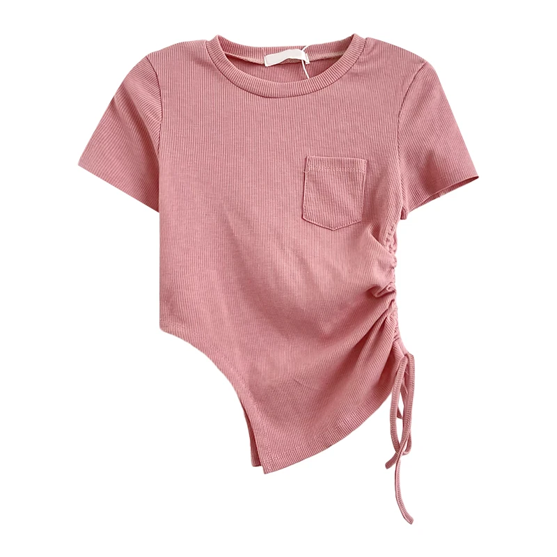 

Облегающая футболка с гофрированным кулиской и маленькими карманами