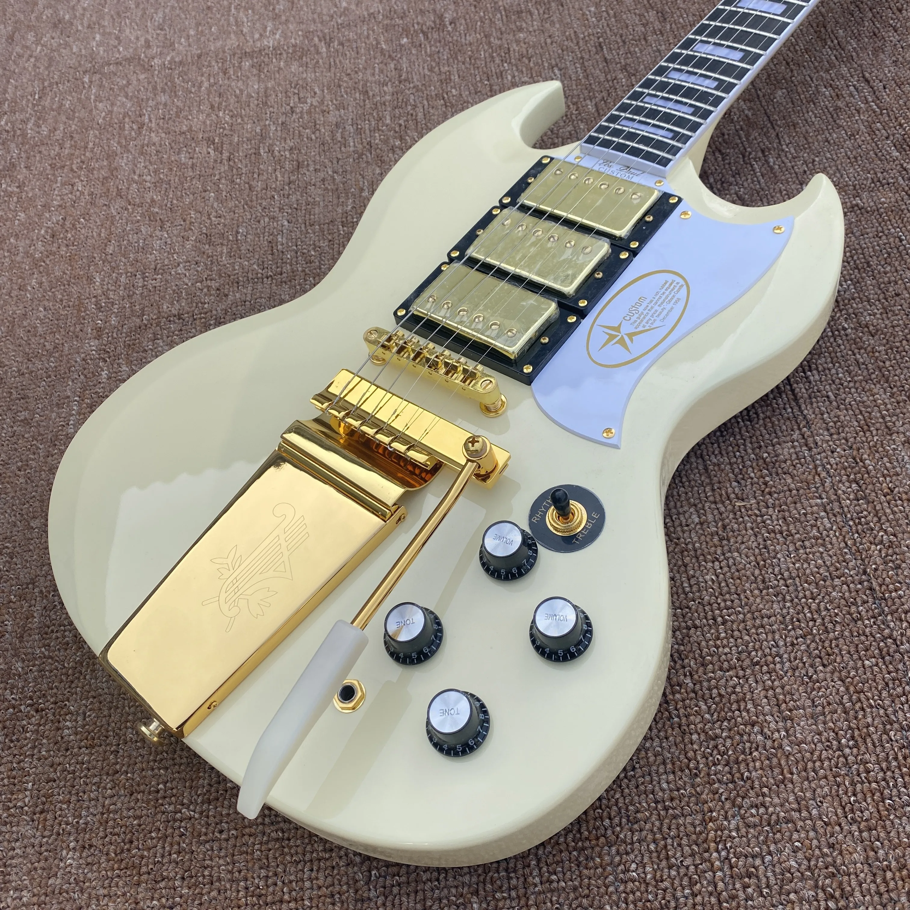 Электрогитара SG G400 кремовая белая золотая фурнитура три пикапа система