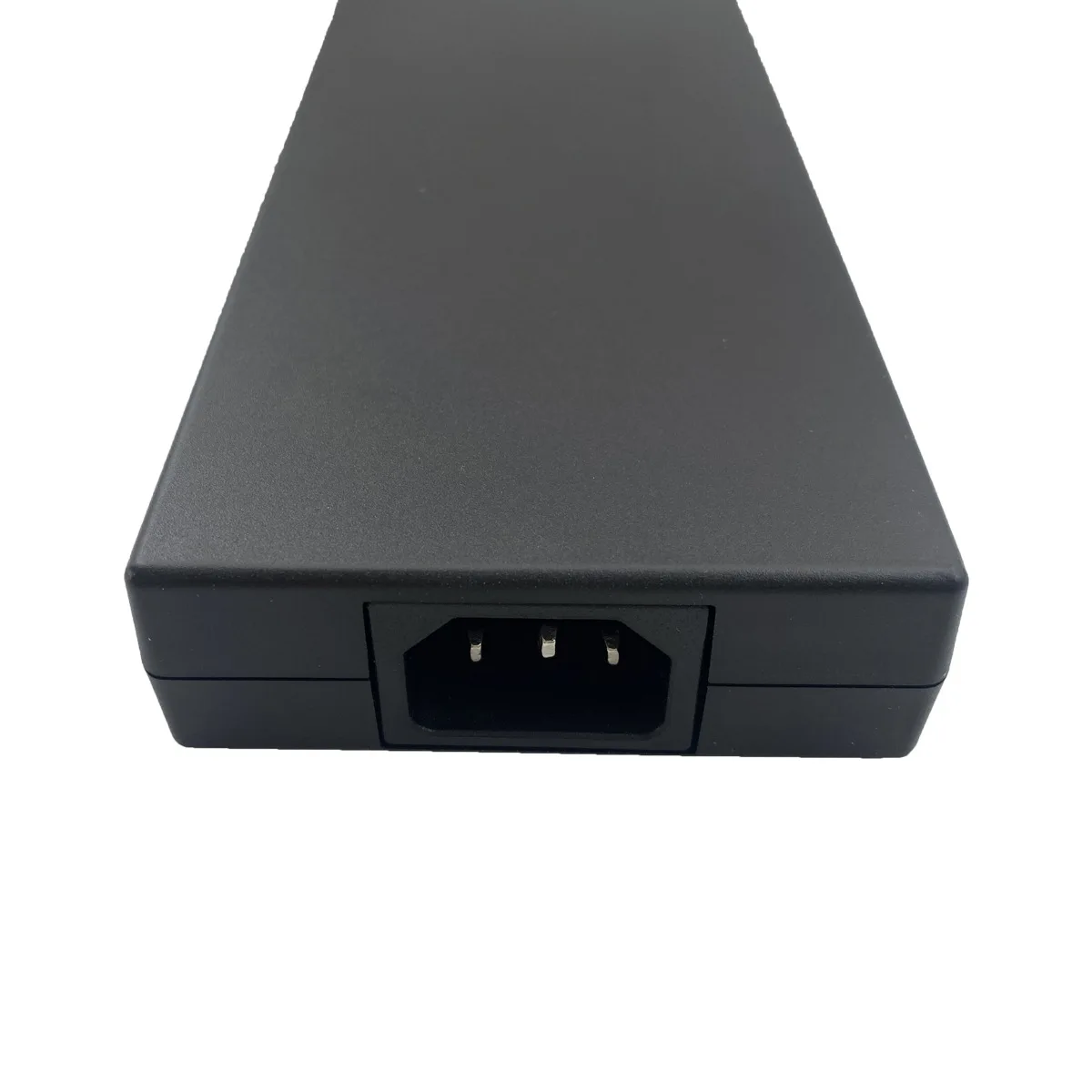 Новый оригинальный адаптер DELTA ADP-240EB D 20V 12A 240W для ноутбуков MSI GP76 GP66 GE76 GE66, блок питания, зарядное устройство (art.: 3920d98a910cd) - 3920d98a910cd