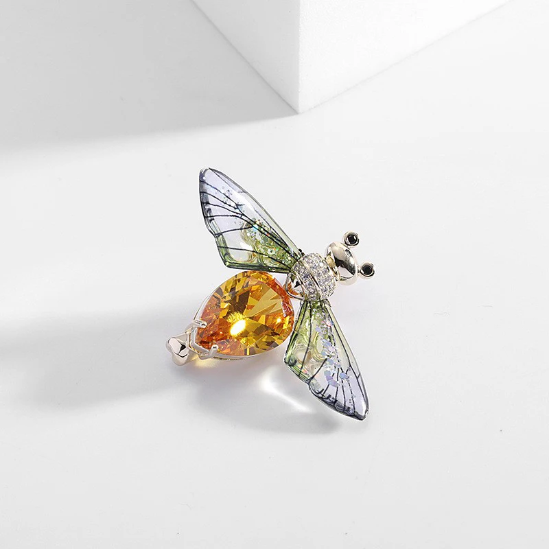 Винтажная брошь в виде насекомого Стразы акриловые крылья