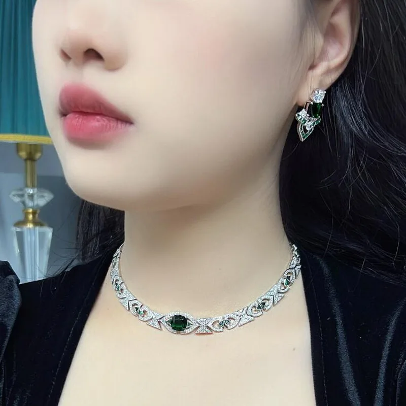 Дизайнерская коллекция Серьги-гвоздики Ожерелье Женщины Леди Инкрустация