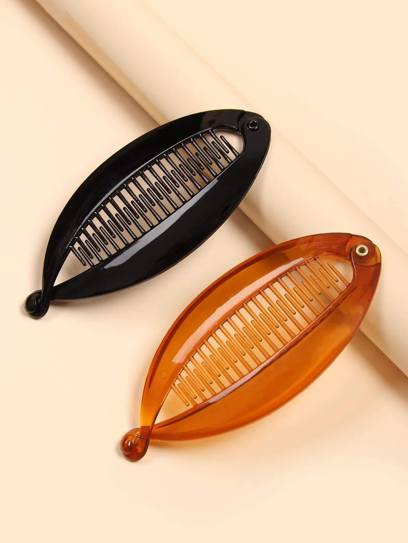 

Cyberpunk Chip Electronic Butterfly Love Heart Hair Clip Hairpin for Women Girls Creative Handwork Y2K Hair Accessories HUANZHI