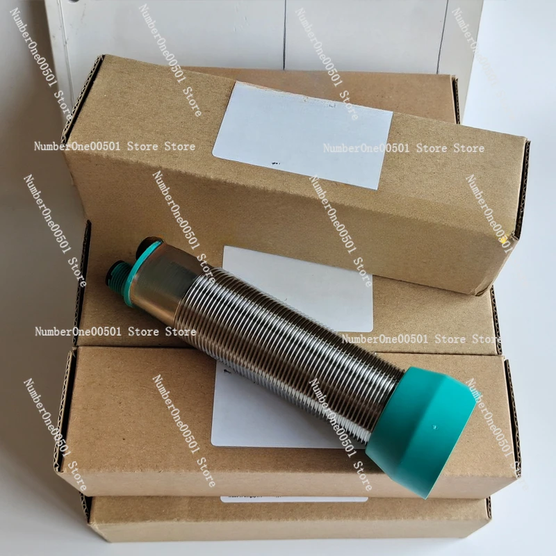 Ультразвуковой датчик UC4000-30GM-IUR2-V15