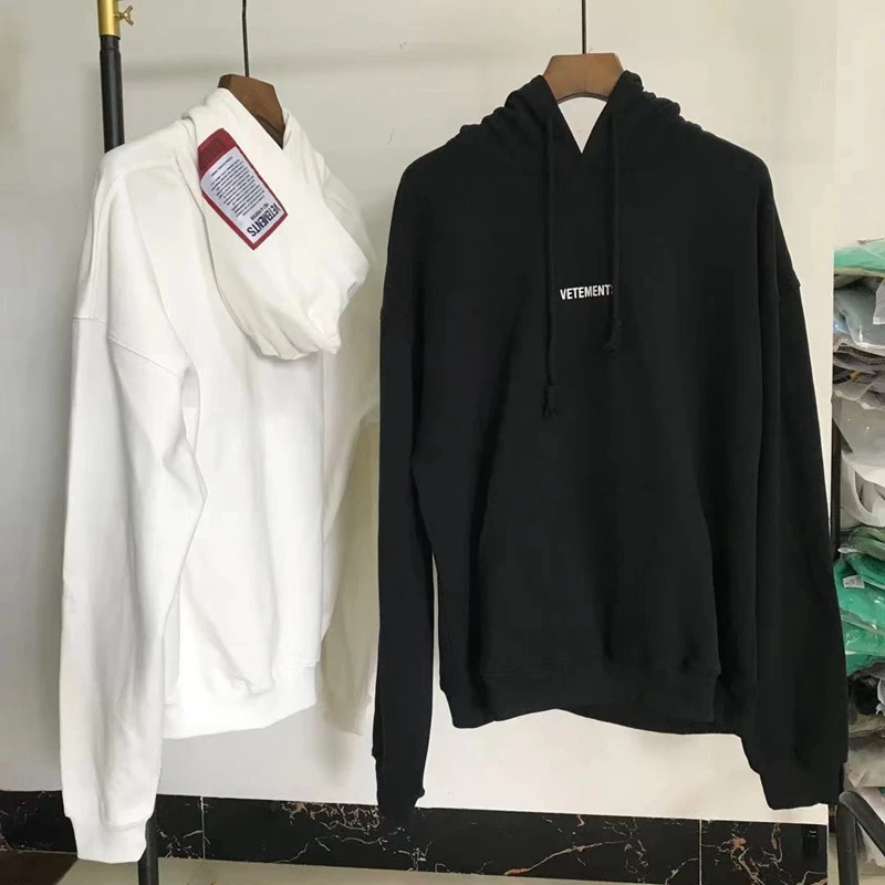 

VETEMENTS Patch Logo Red Cloth Label Vetements Pullover Hoodie Sweatshirt