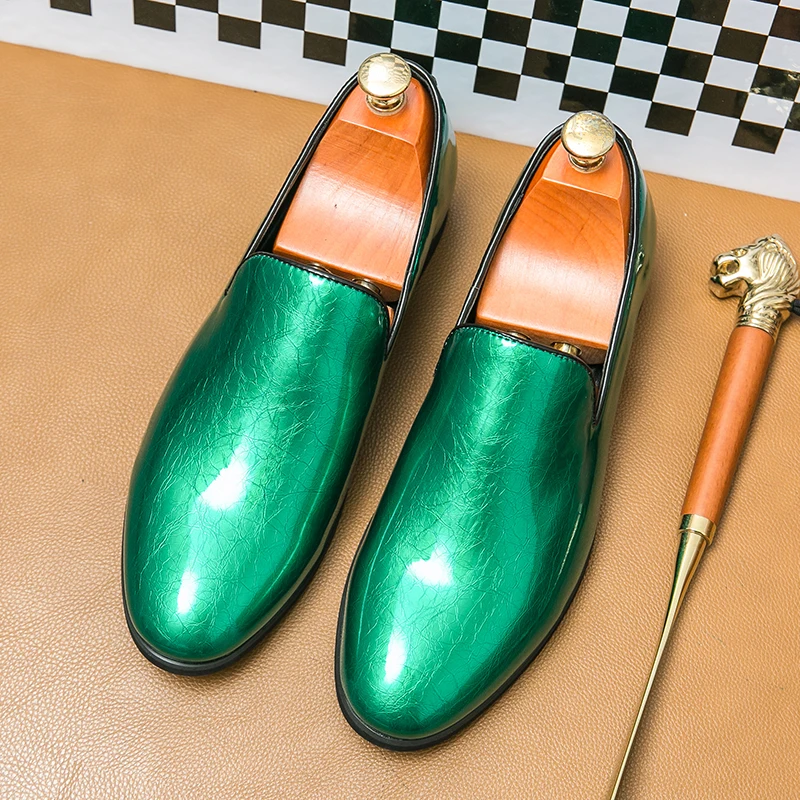 

Высококачественные Брендовые мужские блестящие кожаные туфли роскошная классическая обувь Модные Зеленые Лоферы мужская деловая обувь Бесплатная доставка