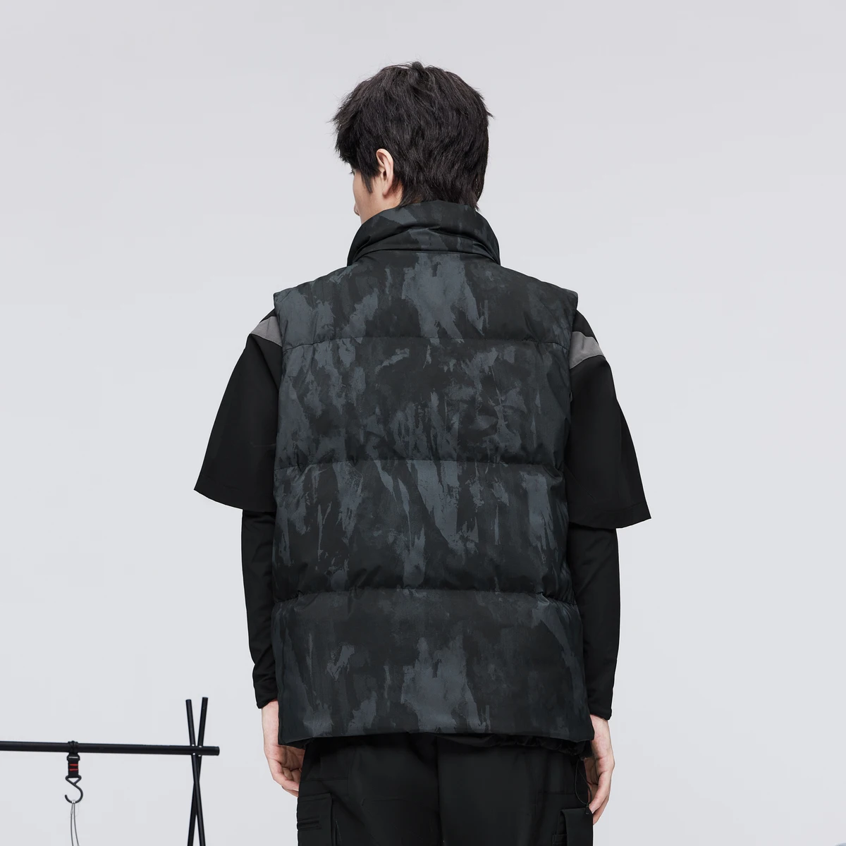 Мужской жилет BOSIDENG зимний теплый с воротником-стойкой утепленный пуховой 90%