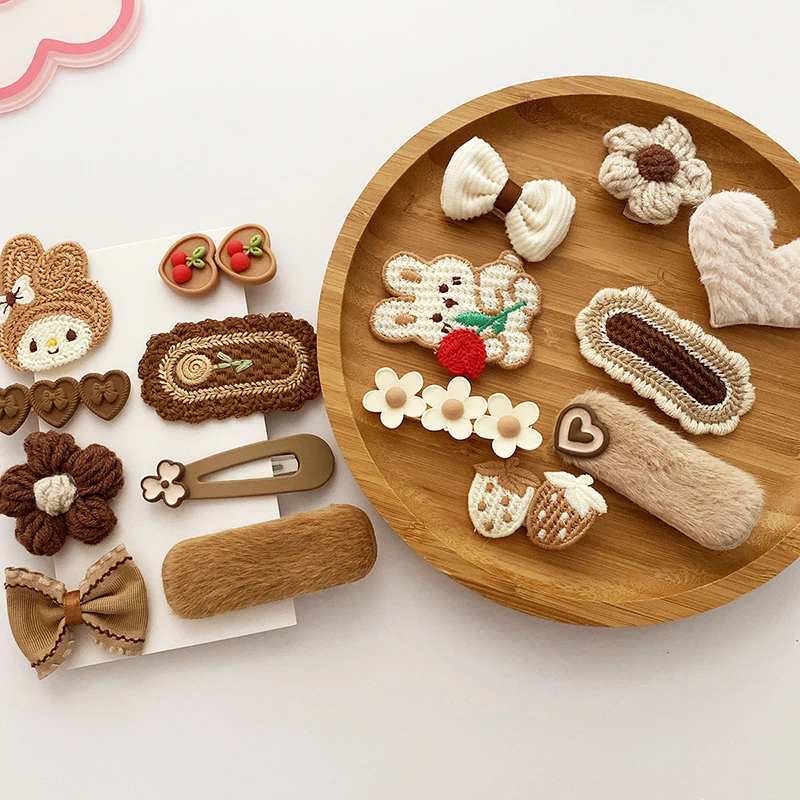 

8/9Pcs/Set Cartoon Baby Girl Hair Clips Cute Bear Children Hairpin Bowknot Knitted Flower Kids Barretees Baby Hair Accessories