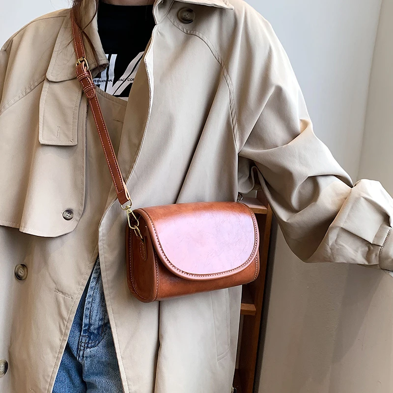 

Vintage Crossbody Bags For Women Oil Wax Leather Pure Color Phone Purse 2022 New Designer Handbags Luxury Mini Saddle Bag Bolsos