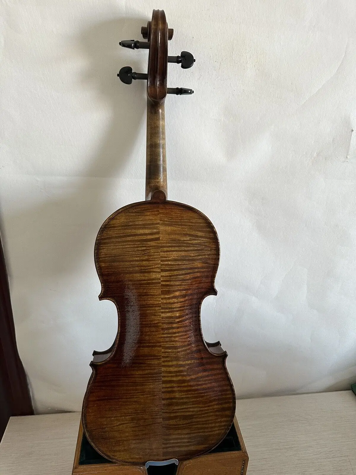 

Master 4/4 violin Solid flamed maple back spruce top hand carved K3076